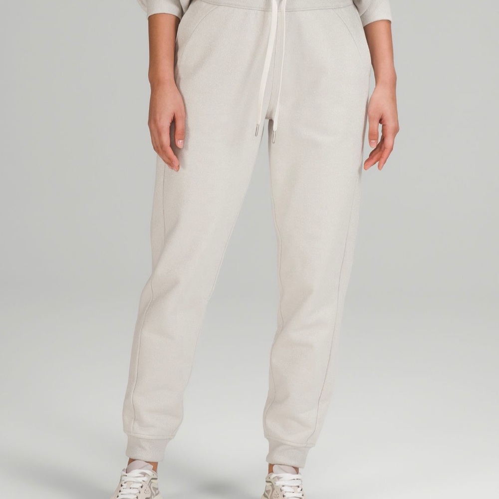 NWT LULULEMON Scuba Hi rise sparkle  jogger in white opal sz14